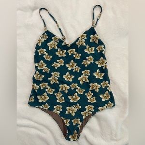 NWOT Acacia Swimwear Hina Suit in Tropic XL
